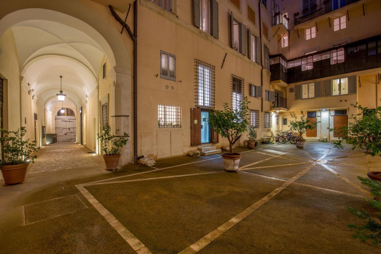 Guesthouse Mysuitetower Pantheon Rzym Zewnętrze zdjęcie